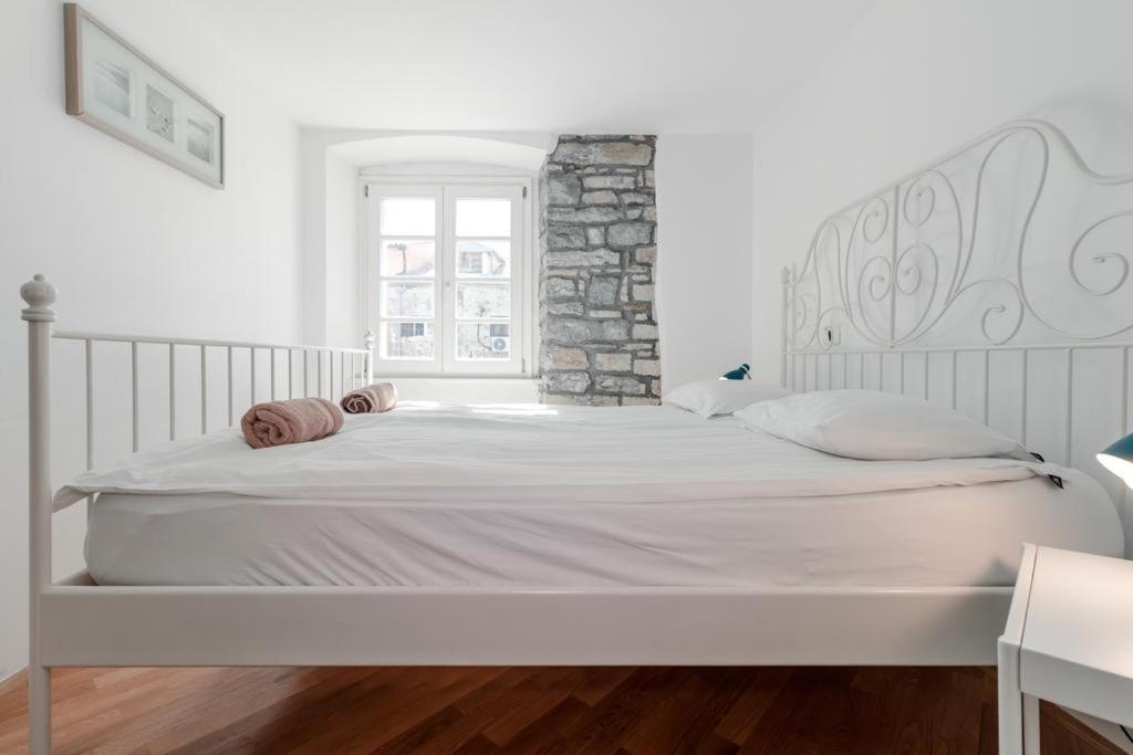 Apartments Artemus Music Piran Ngoại thất bức ảnh